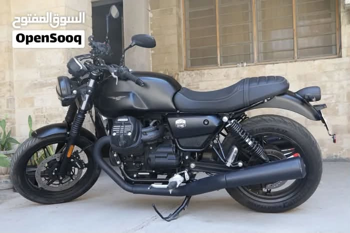 سلام عليكم دراجة موتو جوزي للبيع مكفولة شخطه مابيها موديل 2024 بقية المواصفات داخل صور مع هداية جاكيت وبوت و4 خوذ اصلي السعر 12 مليون ونص وبيها مجال بسيط للاستفسار اتصال ***********
