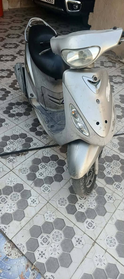 السلام عليكم للبيع دراجة ماكس منغولي الدراجه ماخذه رنبه صارله سنه عندي واصوليه الوصل عندي
السعر 850الف 
العنوان /بابل حي الرضا 
التواصل ***********
