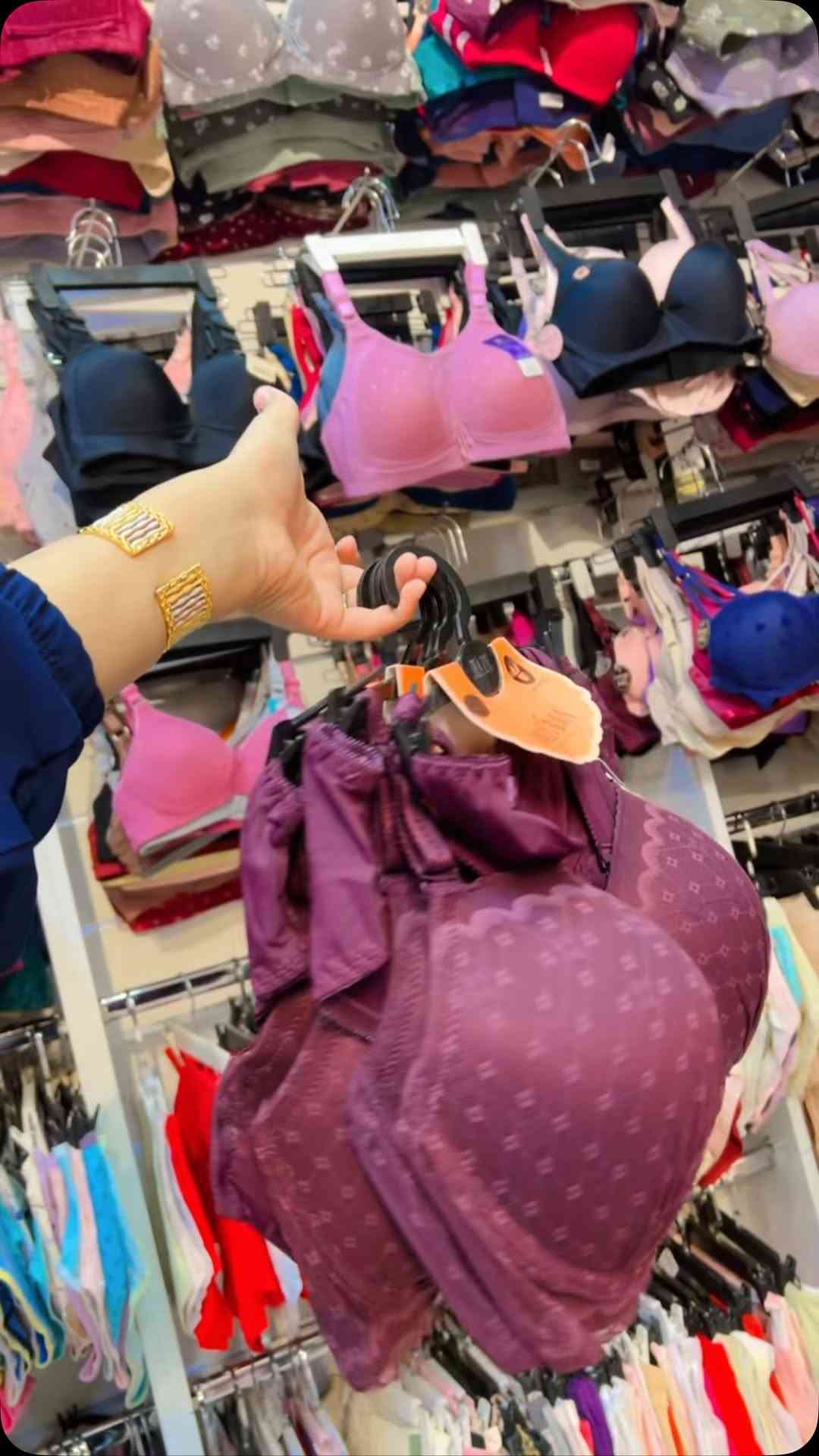 سيت قطعتين • مقاسات ٤٠/٤٢/٤٤/٤٦/٤٨ • توصيل جميع المحافظات