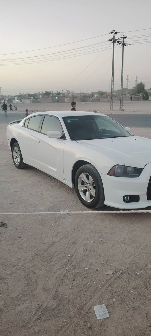 جارجر مديل 14امربكي  رقم ذيقار
قطعتين تبديل فقط بدون ضربه اوصبق لا معجون  مراوس عادي اورس  حداده كير محرك 3600  تبريد شرط الفحص مكان السياره البصره الزبير السعر150    لتواصل ***********
