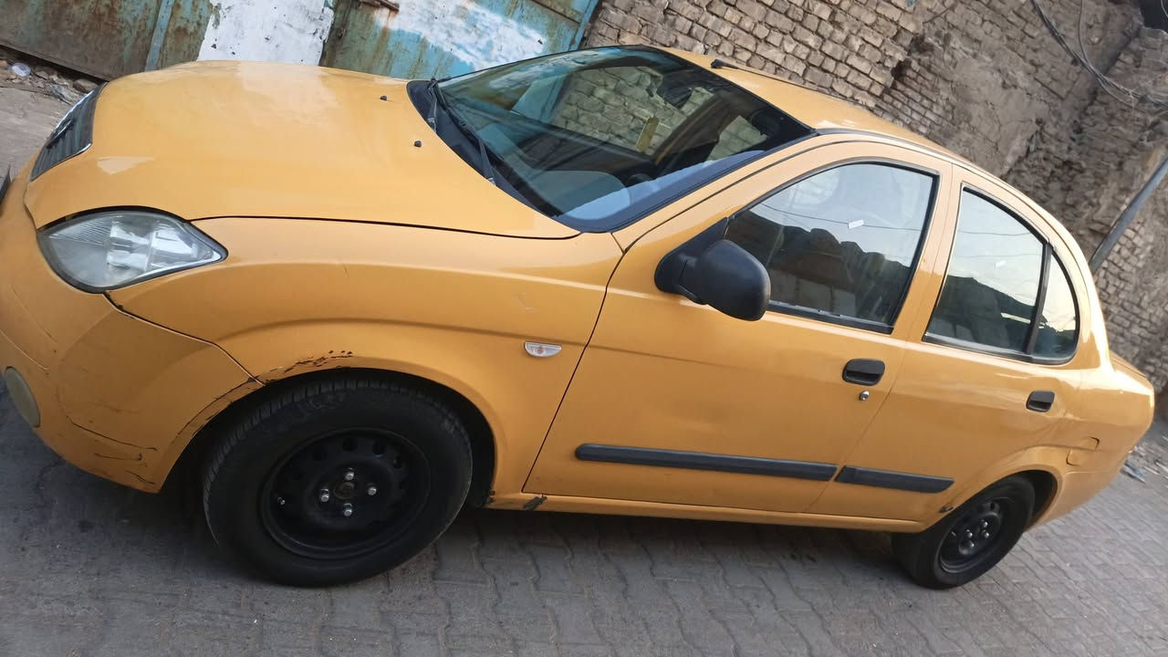 سلام عليكم
طيبه موديل 2015 سعر مناسب تخم تاير جديد راديتر سراوين باتري جديد مصفره غرامات هيئه هزه جديد تدفئه تبريد ثلج❄ 
سياره جاهزه تحويل ثاني سنويه جديده بسمي لغاية 2031
مكاني بغداد شعله ***********

