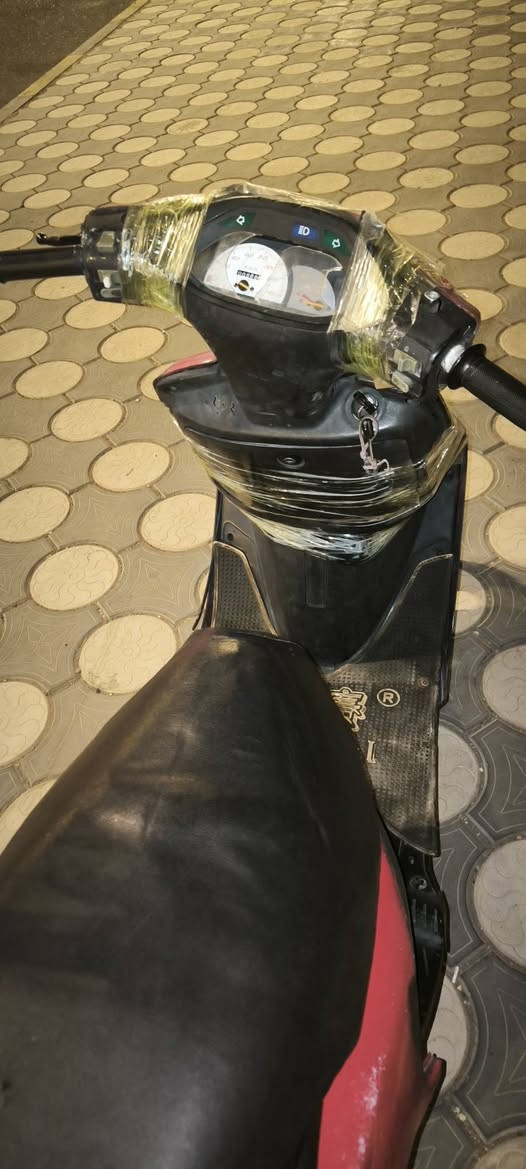 السلام عليكم دراجه فراشه فحل ام دسك كامله عينه ولايت كهربياته شغاله من طول لطول سلف هندر مكينته ناعمه دراجه اوراق مكاني ميسان مغربه السعر300بيه مجال شراي يجي خاص *********** متواجد 24ساعه
