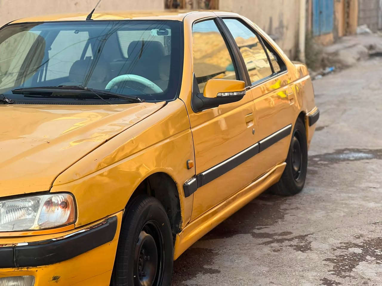 سلام عليكم
بيجو بارص ٢٠١٥ مكينه كير مكفولات تبريد خير من الله 
تخم تايرات.صدر جديد غرفه جديده 
بيه تعمير الجاملقات الخلفيه خياس 

سياره كدام عينك شوف وخابر 
ترهم اقصاد مقدمه ١٥  وترهم نقد ٣٥ 
مكاني بغداد المعامل 
*********** 
*********** واتساب
