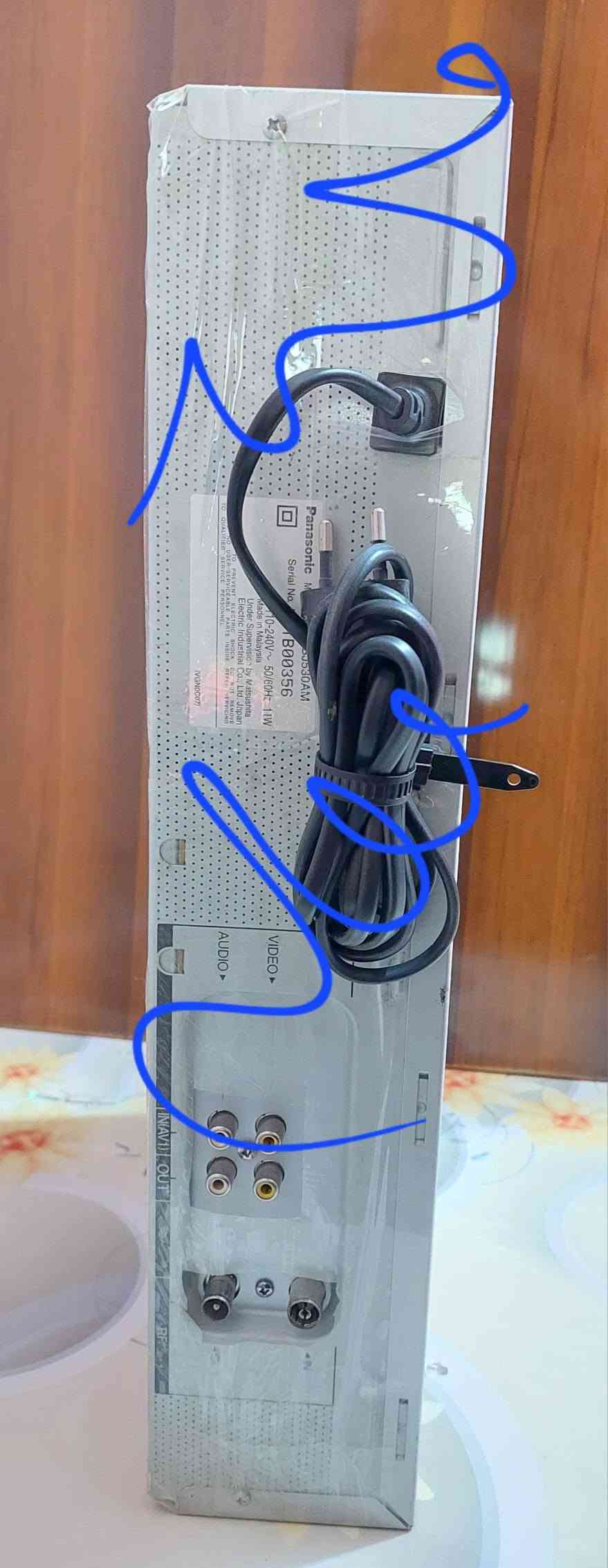 من النوادر
للبيع 
جهاز فديو VHS كاسيت كبير بانسونيك ( Panasonic Super Drive )
  4 هيد  جديد جدا نظافه 100% 
نقص كارتون وريمونت و 1000 عافيه الل ب ي ك و ن 
من نصيبه 
سعر الجهاز (  ع الخاص ) 
خدمه توصيل لكل المحافظات في العراق 🇮🇶 ودول الخارج 
مع شركه الأمين للتوصيل السريع .
للاستفسار اكثر مصور الشباب ميسان شارع المرور القديم حي المعلمين . ***********
***********   إتصال واتساب تلكرام محمدمعله
