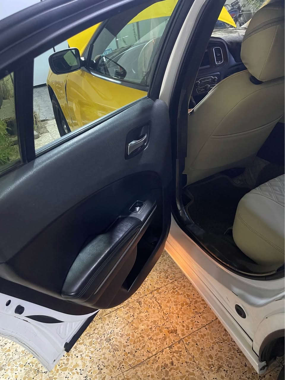 سلام عليكم جارجر 2019 سياره جاهزه من كلشي تبريد كير مكينه اكسل تخم تاير حداديه بيه منظومه غازه 100 رقم بصره سعره 225$ وبيه مجال موجود واتساب هاذ رقمي ‭***********‬ الميمونة, ميسان
