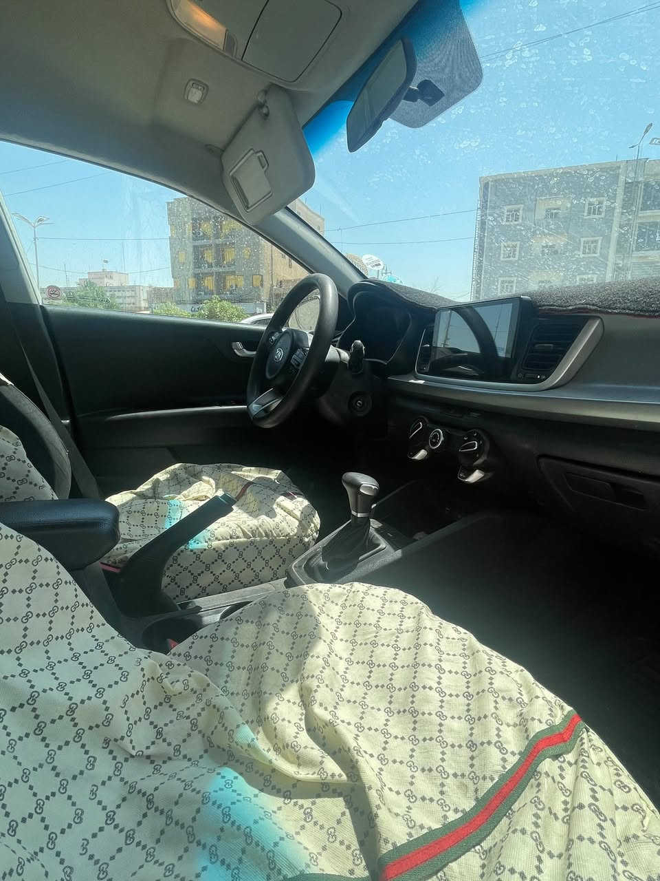 كيا ريو • ٢٠٢١ • ماشيه ٩٦٠٠٠
