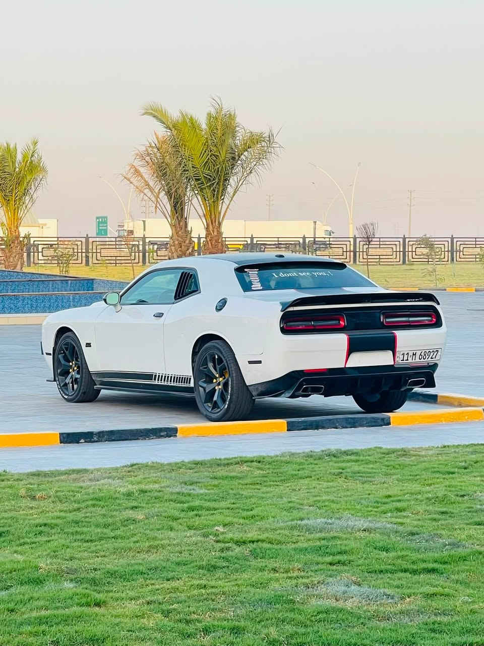 دوج جالنجر 2016 sxt   V6
صور الحادث بالمنشور + صورة لسونار + بدون تبديل 
مجرد طاكه لطوبه ولتاير مسوي رصعه بالجاملغ مصبوغ ربع من جاملغ 
وهنا بالعراق لجاملغ ليمنه طخه بسيطه مصبوغ هم نصه 

كير محرك خير من اللّه ، صدر امامي خلفي جديد
محرك 6 سلندر 3,600 . كير 8 نمر .
نخم تاير جديد NEW تو سايز .
حجز صالنصه بلادي . تبريد ثلج 
السياره جاهزه من جميع النواحي .
السياره فول مواصفات عدا الفتحه .
بصمه تشغيل + صندوق + ابواب .
تشغيل عن بعد . 
شاشه كبيره مال مديل 2023 .
تحكمات ستيرن جهتين كروز سرعه .
اتركشن كونترول . تبريد بيانو .
تبريد قطعين . SPORT . كشنات كهرباء .
كامره خلفيه . شاشه دجتل . شاشه ابل كار بلي . مواصفات الجالنجر
السعر  : 155 
*********** اتصال و واتساب

