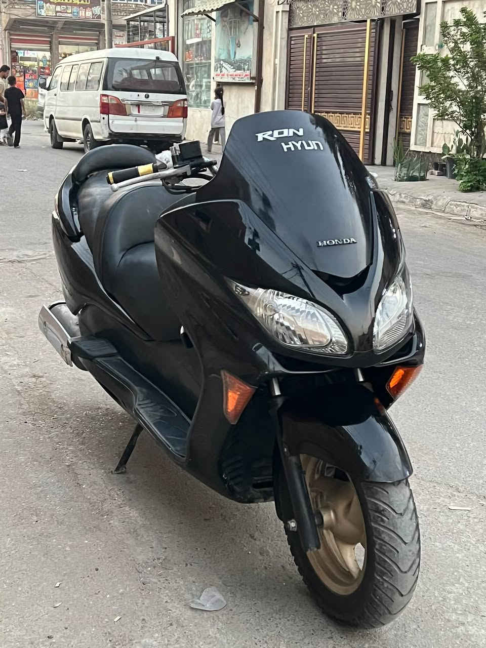 فورزه 0️⃣ 9️⃣ كرستال
جاهزه دراجه مكينه ناعمه
كهربائيات شغاله مكاني بغداد 
*********** السعر مليون وميه
