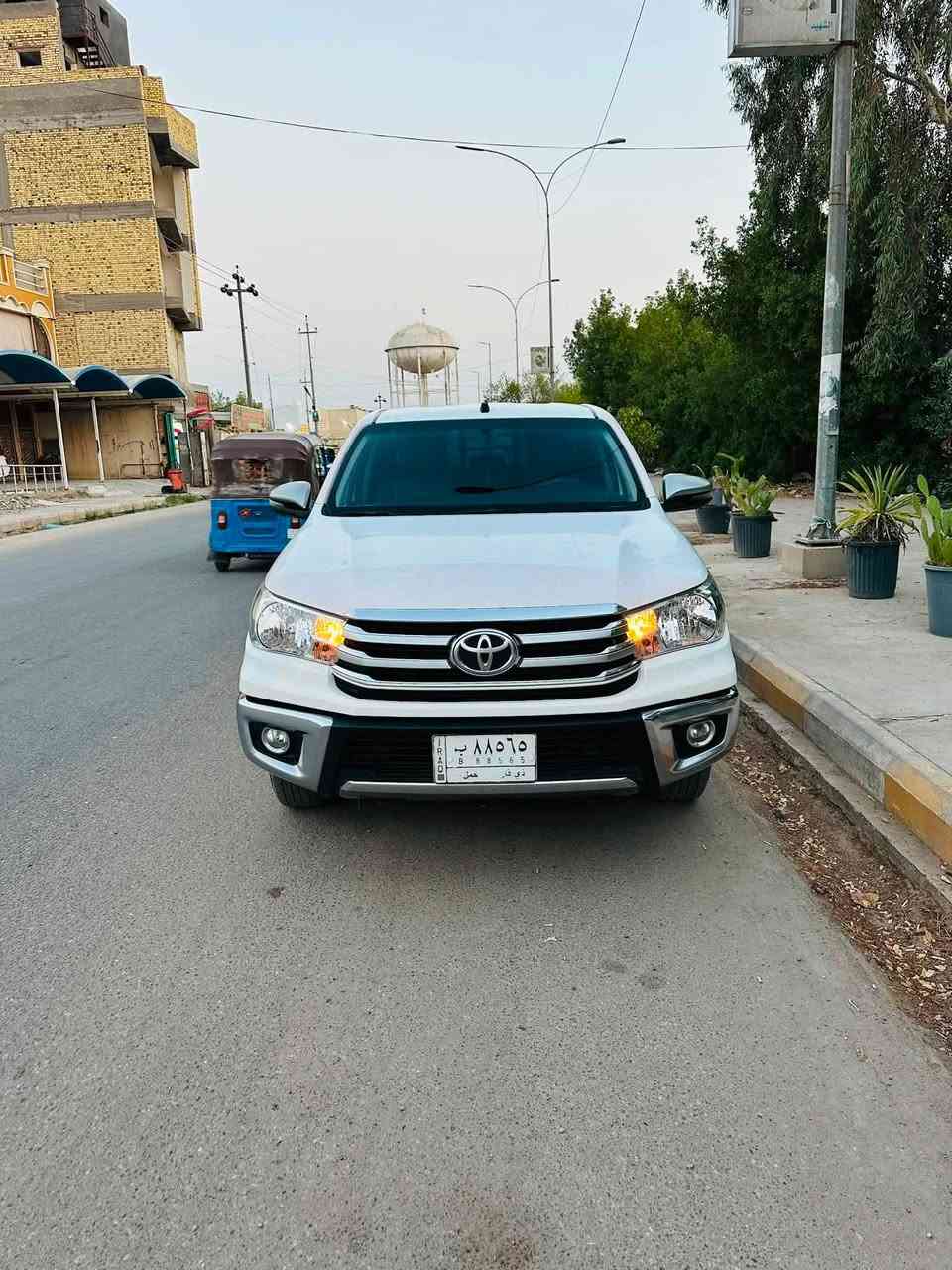 هايلوكس رقم ذي قار 
موديل 23 ناصي 
ماشي 200 
السعر 285

***********
