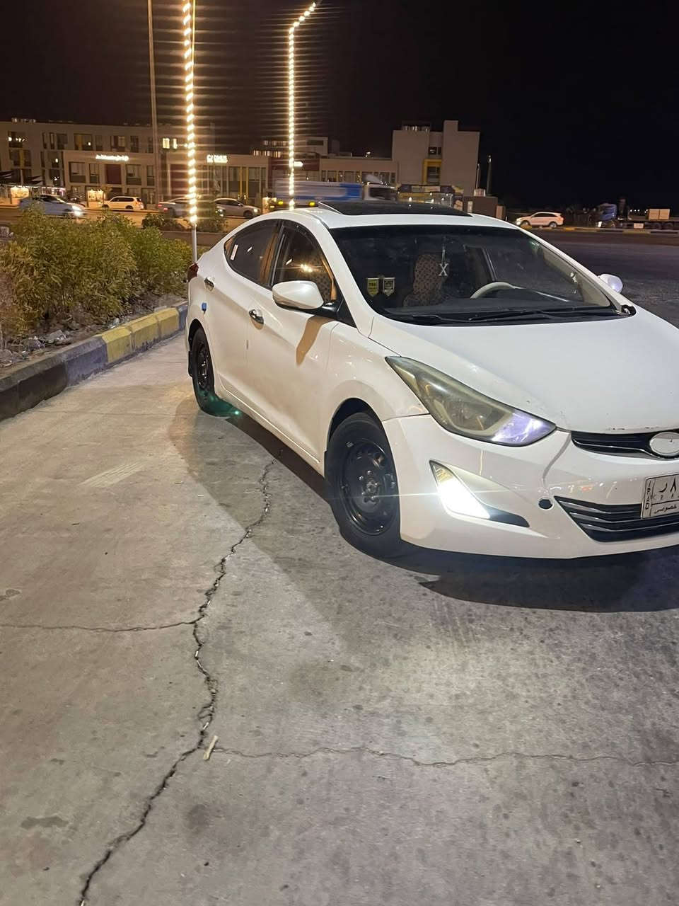 السلام عليكم
النتره ٢٠١٤ شكل ١٥ رقم بصره سنويه ل ٢٨ مكينه جديده ومنضومه تبريد جديده السياره جاهزه ما بيهه نقص مكينه ١٨٠٠ دوش السياره بيهه رشات صبغ بسيطه وبارد السعر 100 العنوان البصره الزبير للاستفسار الاتصال على الرقم ***********
