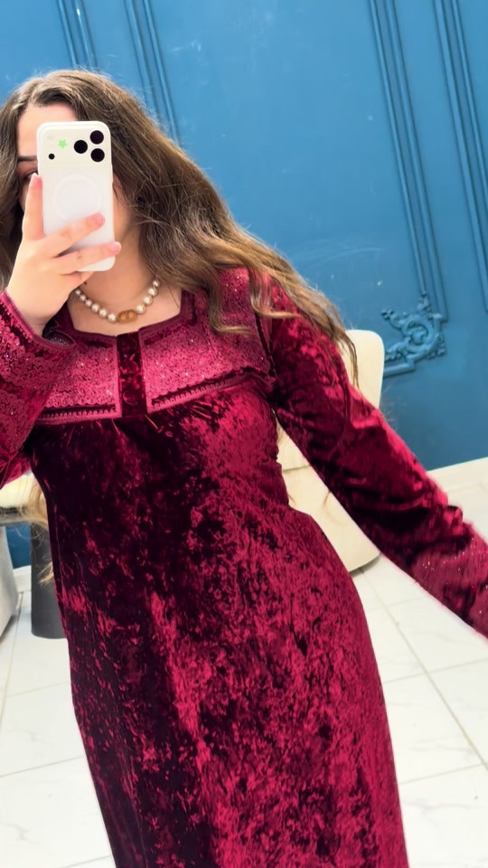 مقاسات L-2XL • قماش قطيفة • موديل ٢٠٢٦
