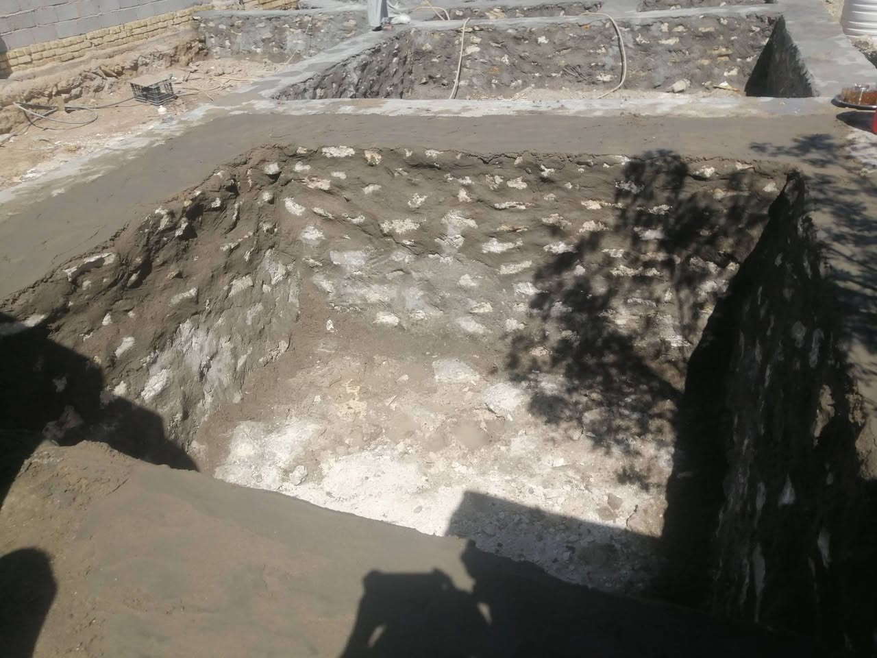 شقل حسب الطلب عباس ال مري تلفون *********** البناء حجر الأساس
