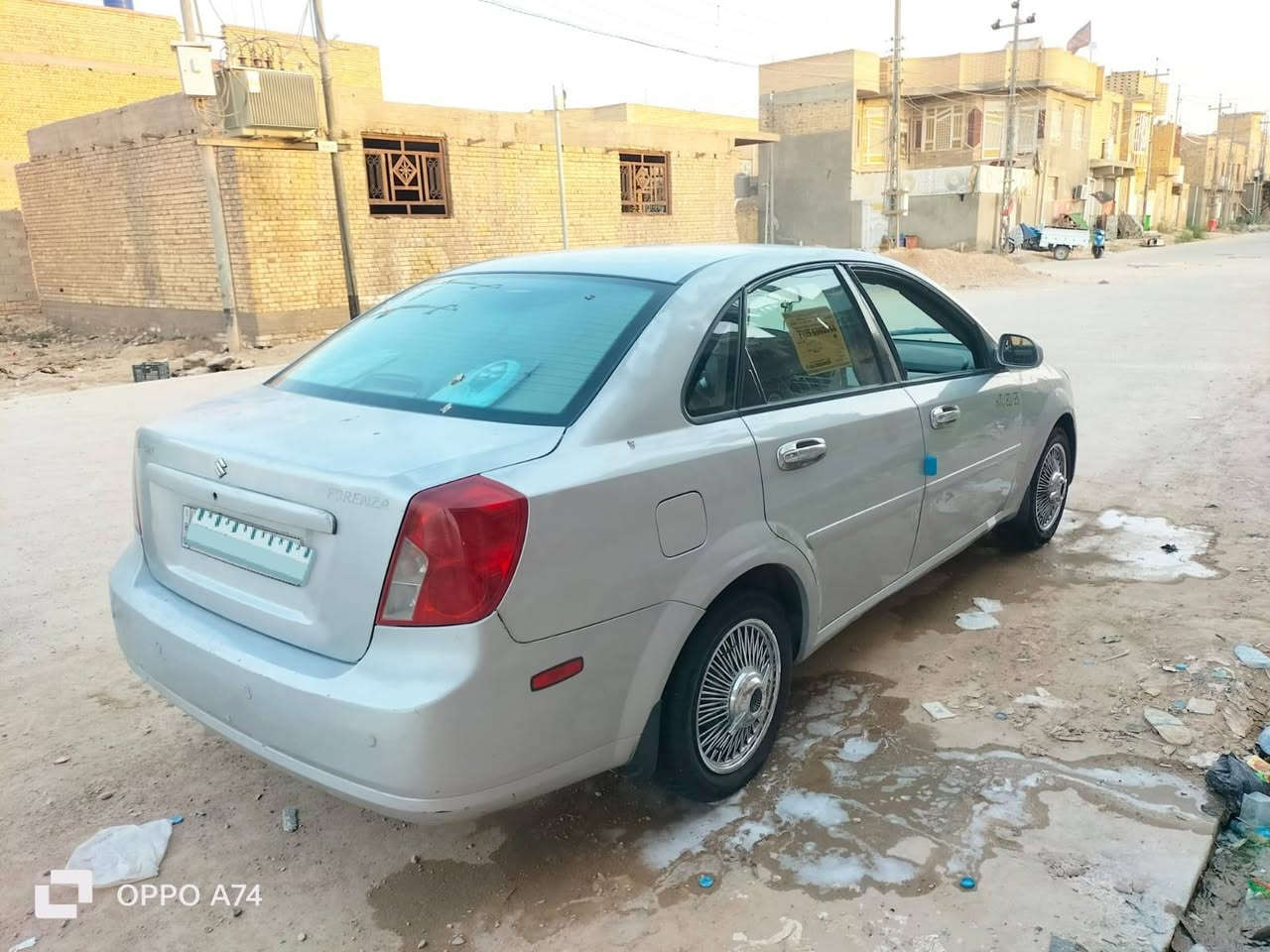 فورنزه للبيع موديل 2007 كفاله عامه ضربه وصبغ وتبديل
فقط بيه جراد  محرك 2000 حداديه جديده تخم تاير بل باكيت تبريده ثلج خير من الله رقمه بغداد دولي مكاني شطره للستفسار على رقم ***********

نص مكتوب في الصور:
- OPPO A74