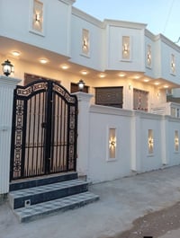 دار للبيع غرفتين واستقبال وصاله ومطبخ وصحيات داخليه وخارجيه  الموقع ال...