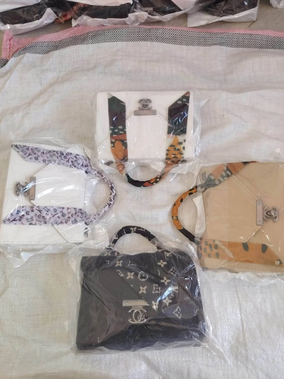 هلا بنوتات 💕✨
سويتلكم عرض كلش حلو على الجنط 👜😍

الجنطة بس 3 الاف 🔥

🔸 أقل طلب: 5 قطع

للطلب والاستفسار 📲

***********
