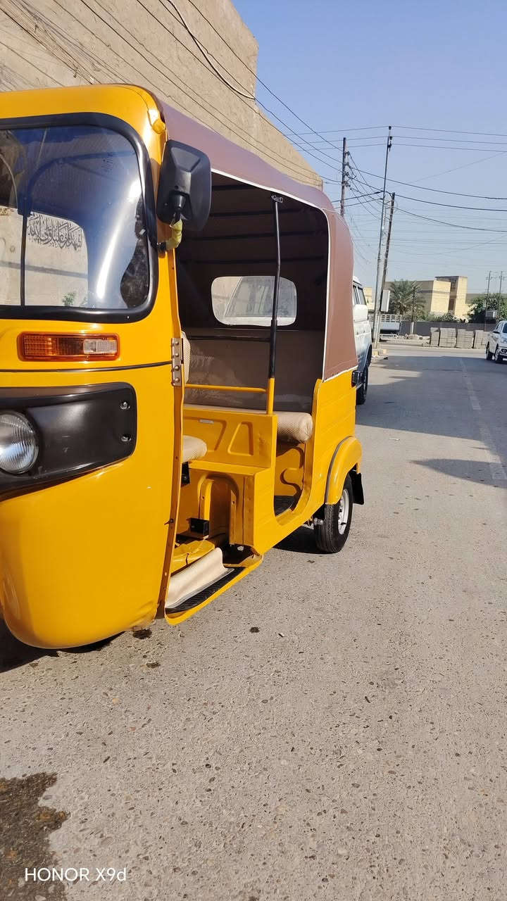 السلام عليكم
تك تك 20
السعر 7.500 وبيهه مجال اتصل وتدلل
***********

نص مكتوب في الصور:
- HONOR X9d