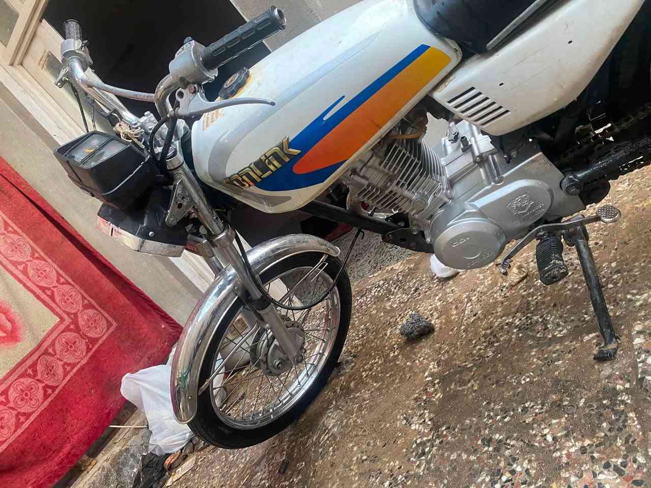 سلام شباب دراجه أربع كير مكان نجف كامله مكينه حلوه شراي يتصل ***********.        سعر 380 وبيه مجال قليل
