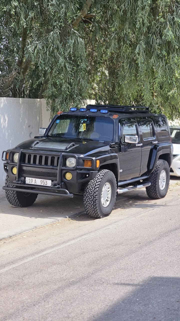 للبيع او مراوس حسب القناعه 
همر H3 موديل 2006

وارد خليجي، فل مواصفات، رقم مميز باسمي ومداور ثاني يوم.

المواصفات:

• فتحة سقف

• كشنات جلد داخل بيجي 

• تدفئة كشنات

• سستم صوت

• دمام بلادي

• منظومة زينون

• محرك 6 سلندر

• الكير والمكينة جديدات

• تبريد ثلج

السيارة عليها تخم تايرات جديد جبلي، وإذا المشتري يريد التخم القديم هم موجود، والتايرات القديمة ما بيها شي، فقط تم تبديلها على حساب الشكل.

السيارة جاهزة من كل النواحي.

للاستفسار: خاص او وتساب 

***********
