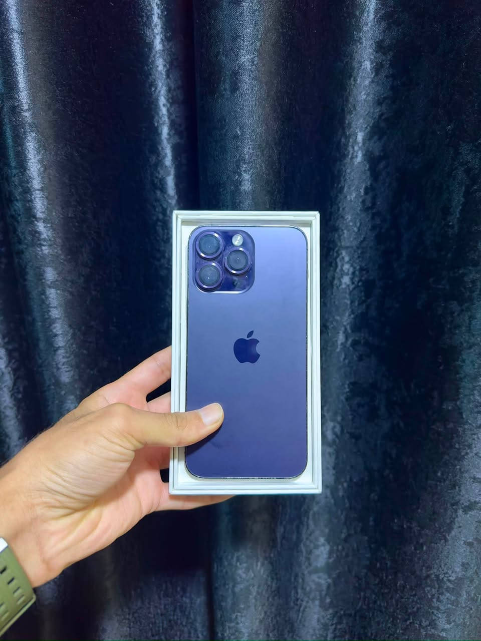 ايفون 14 برو ماكس 256GB نموذج ZA شرق أوسط

الجهاز دبل شريحة
الجهاز نظيف حيل
كارتون وكيبل البلادي ما مفتوح
الكامرات حيل حلوة دمعة
Face ID / بصمة الوجه شغال
الشاشة والبطارية مبدل شرط 
شرط أصليات من جهاز ثاني
الجهاز لوك

السعر 645 ألف مجال بسيط

أي استفسار خاص أو اتصال
***********
