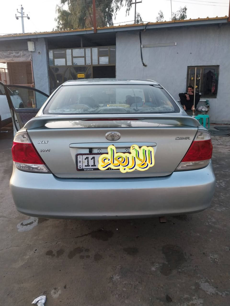 السلام عليكم
كامري مديل 2004 
السياره خليجي 
حجم المكينه 2400 مكفوله بدون تنقيص ولا تبخير 
تبريد قطعتين شرط ثلج 
رقم بغداد بسمي انكليزي 
بيهه صبغ رش جماليه عام 
تخم تاير والصدر بحاله جيده 
بيهه ملاحضات بصيطه السيارة 
السعر ٨٢  بيهه مجال للشراي 
السيارة موجوده صلاح الدين قضاء بلد 
أخي أني ذاكر التفاصيل رجائا شراي اتصل وتشلع عيوني 
وتاخذهه مو شراي لتعبني  
***********
