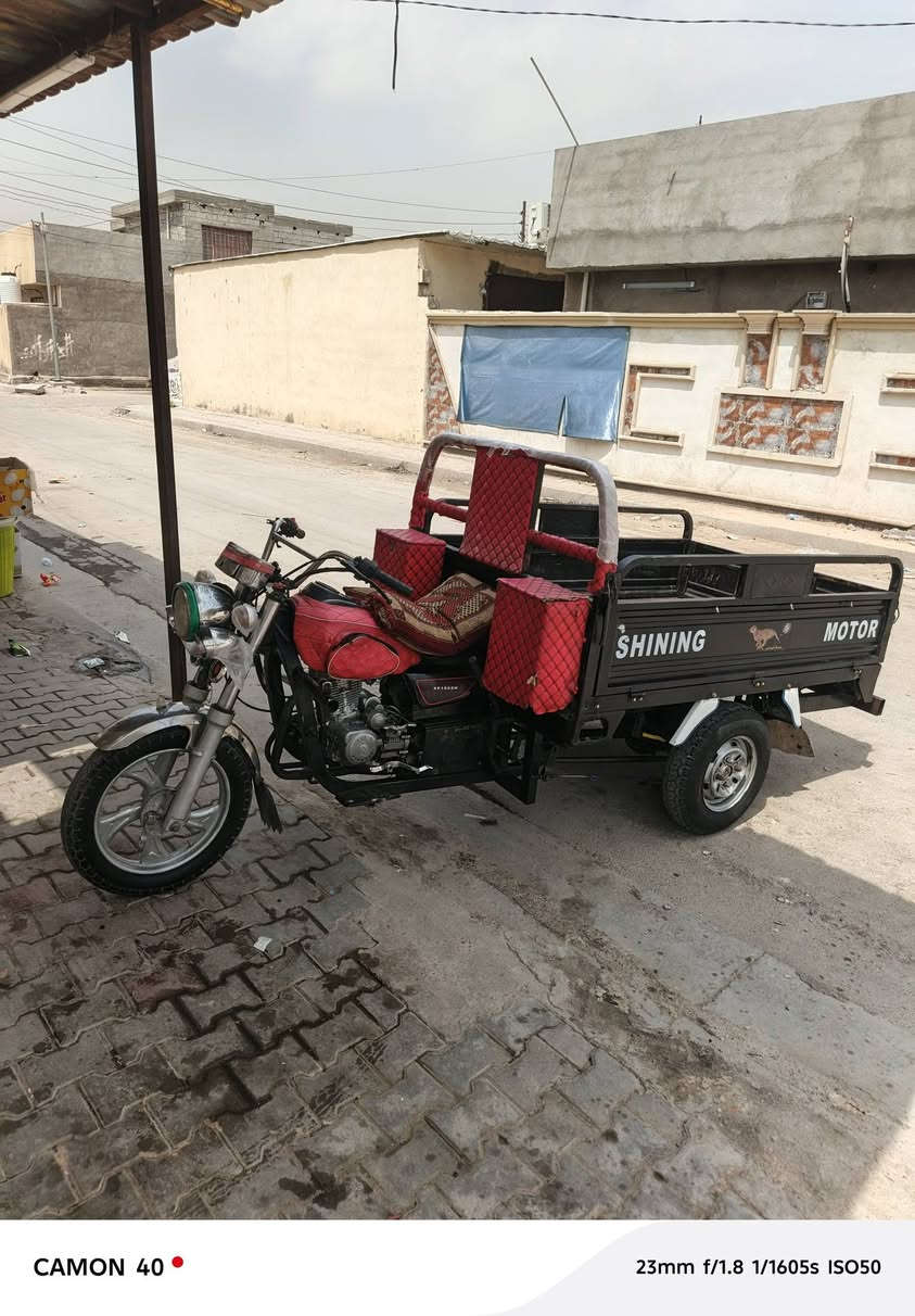 سلام عليكم من رخصة مدير الكروب ستوته نظيفة موديل 24السعر 1,900وبيهه مجال قليل مكاني بغداد الشعب هاذا رقمي بي واتساب ***********,
