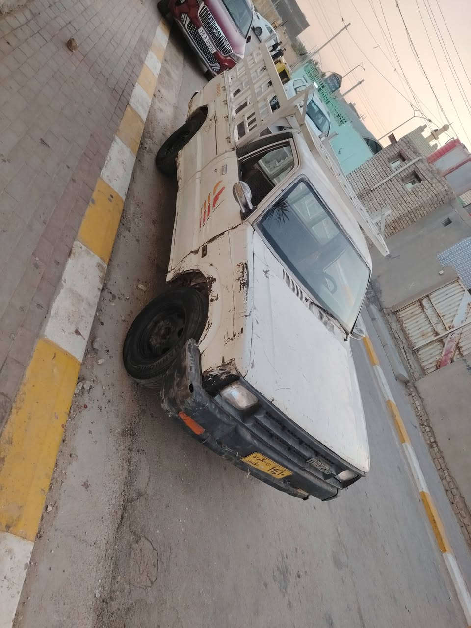 السلام عليكم اخوان بيكم تك قماره موديل 96 سياره مكينه وكير وشاصي خير من الله سياره جاهزه منه للشغل سعره سعر ستوته رقم صدامي اتكفلك سرقه وعشاير السعر 2600 مليونين وستمائة عنوان ناصريه مركز علمآ كير اوتوماتيك ***********

