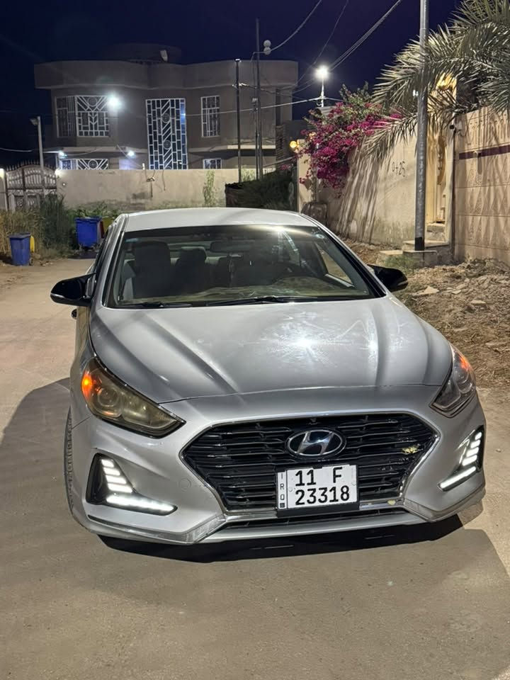 سوناتا 2019 هايبرد مكينه 2000gdi
حادثها بالجنطه تبديل جنطه والجاملغ الايسر بارد فقط بدون ايرباك
تخم تاير جديد حداديه جديده تبريد ثلج السيارة جاهزة مناقصها شي
سعرها 120 وبيها مجال 
للاستفسار  
***********

