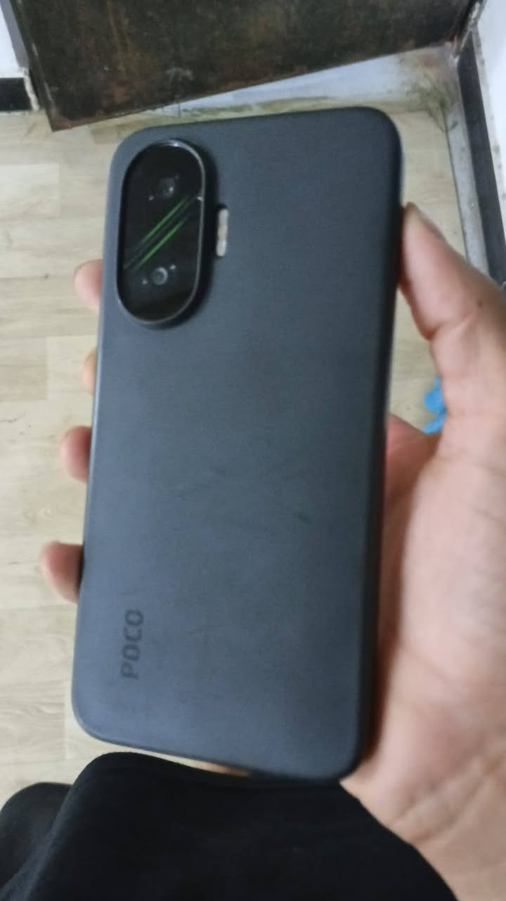 جهاز POCO F7
البيع صاري شهر من اخضته 
بطاريه 99 ذاكره 256
سعر 475 بعد جديد خدش ما بي 
عنوان البصره الحيانيه شارع تأميم عل مستطيل 
رقم الهاتف -***********
