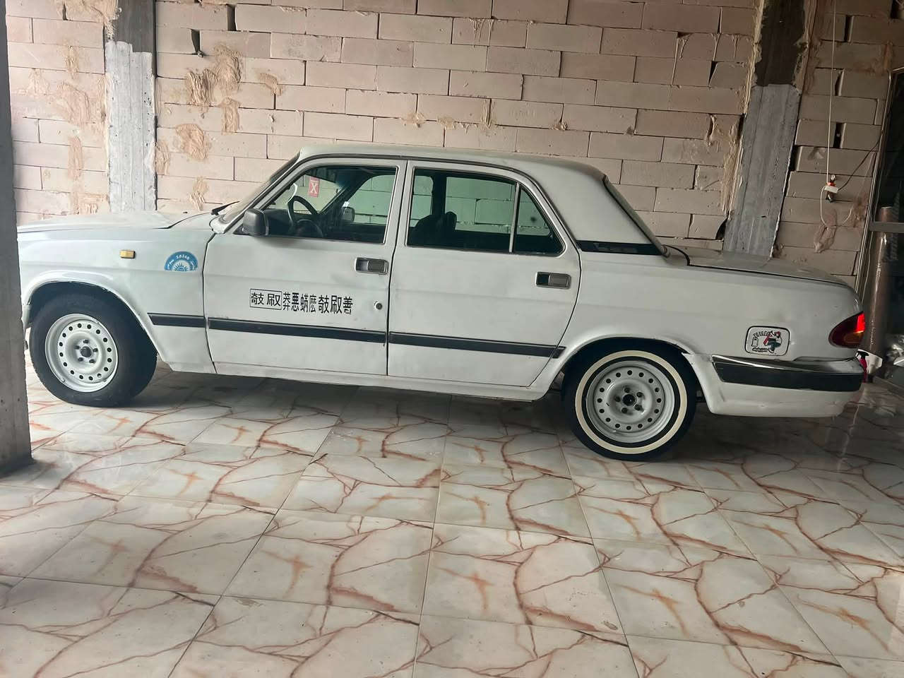 فولكه للبيع محمور مكينه 2ونص كير جديد محور اكسن رقم قادسيه    سعر 35 موبايل ***********
