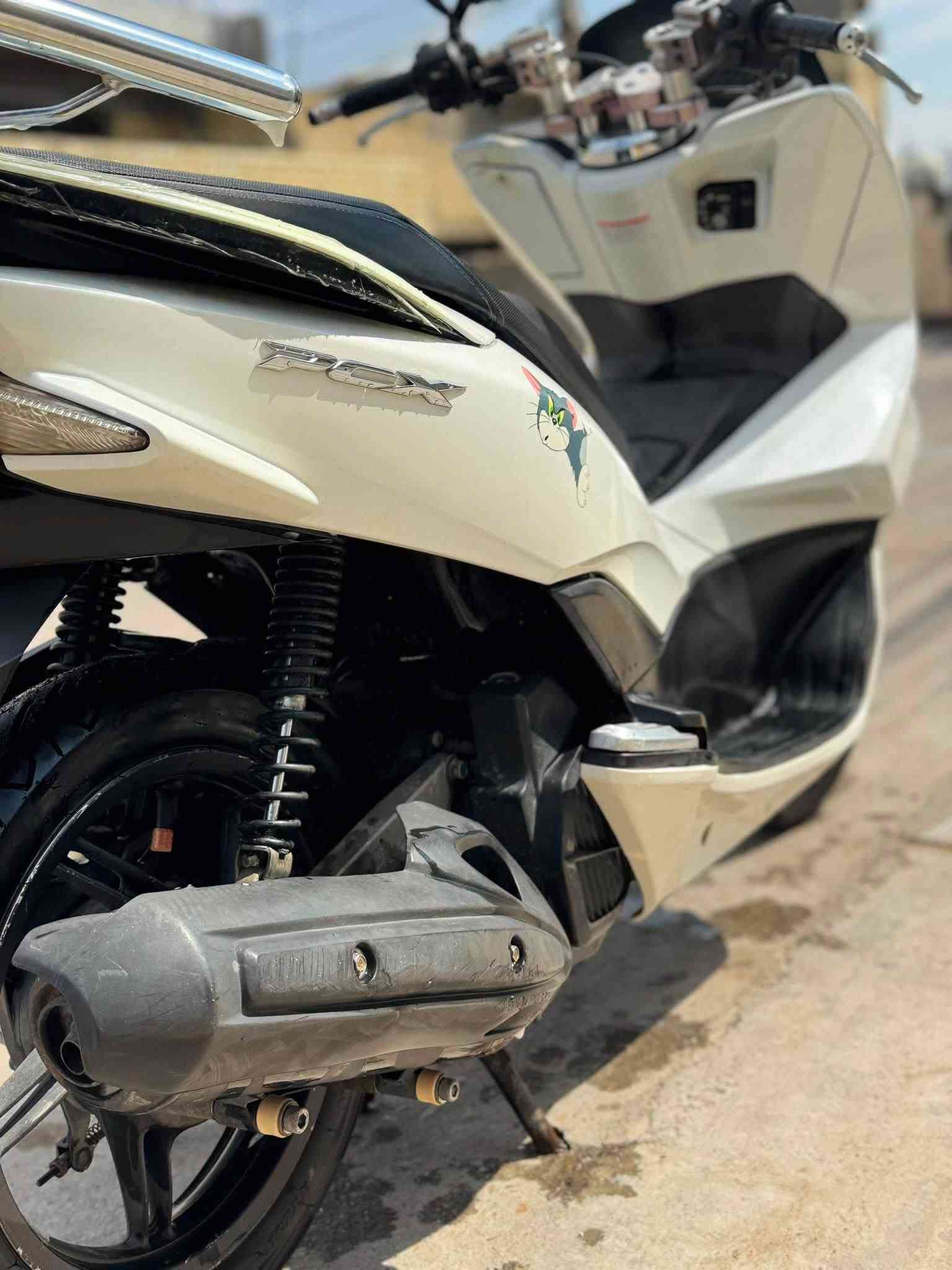 دراجه pcx جيل الثاني ماشيه 35
ياباني jf ✅
محرك 125
حساس ازدحام ستاند كهرباء ✅
الدراجه مكفوله مكينه ناعمه صوت مابيها ✅
جيب فيتر وتعال اخذها من باب البيت

سعرها 15 وبيها مجال قليل مكاني حي النصر ***********
