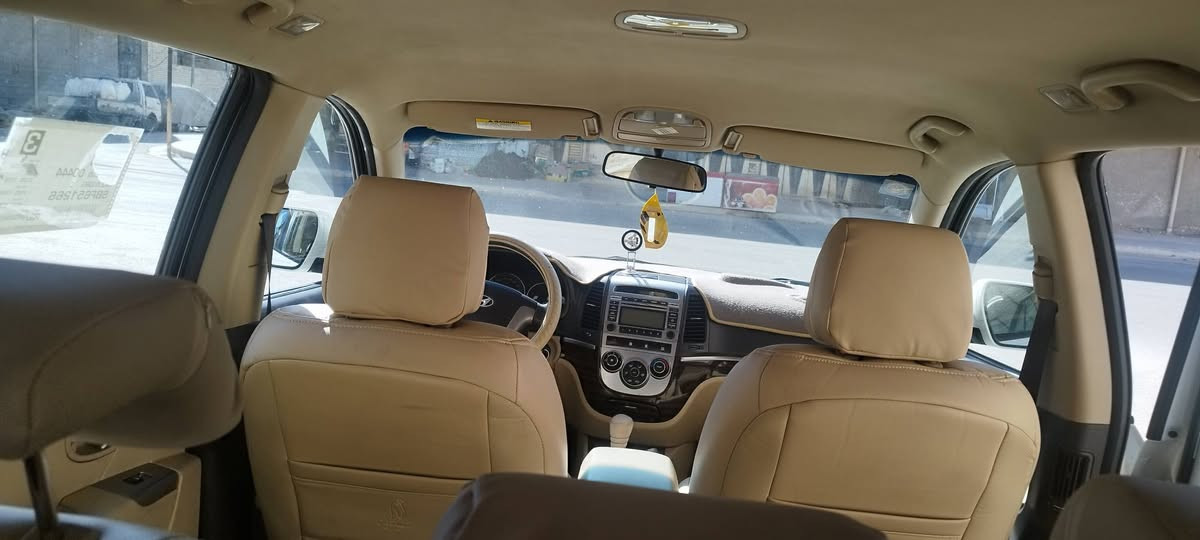 السلام عليكم
🚗 سنتافيا 2012 رقم بغداد انكليزي بأسمي🚗 

6سلندر استلام الشركه العامه للسيارات❕❗

***********
