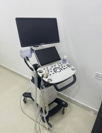 جهاز سونار Mindray Consona AR (موديل 2024):  شاشة رئيسية عالية الدقة: ...