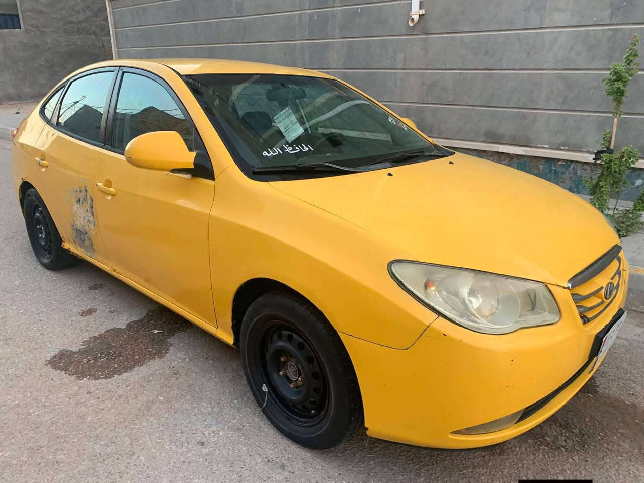 السلام عليكم  للبيع النترا موديل 2008 خليجي محرك 1600
سياره ربع جاملغ الامامي جهه سايق وباب الخلفي راجع على بارد مامصلحه مبين بلصوره . 
حداديه جديده ، محرك وكير كفاله . سياره بسمي رقم نجف هيئه وغرامات ماعليهه مداور شوكت مايعجبك اجيك اداور مكانهه الديوانيه سعر 88 وبيهه مجال حك الجيه رقم ***********
