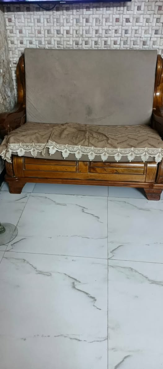سلام عليكم عندي هاذه التخم اللبيع سعر 600بي مجال***********
