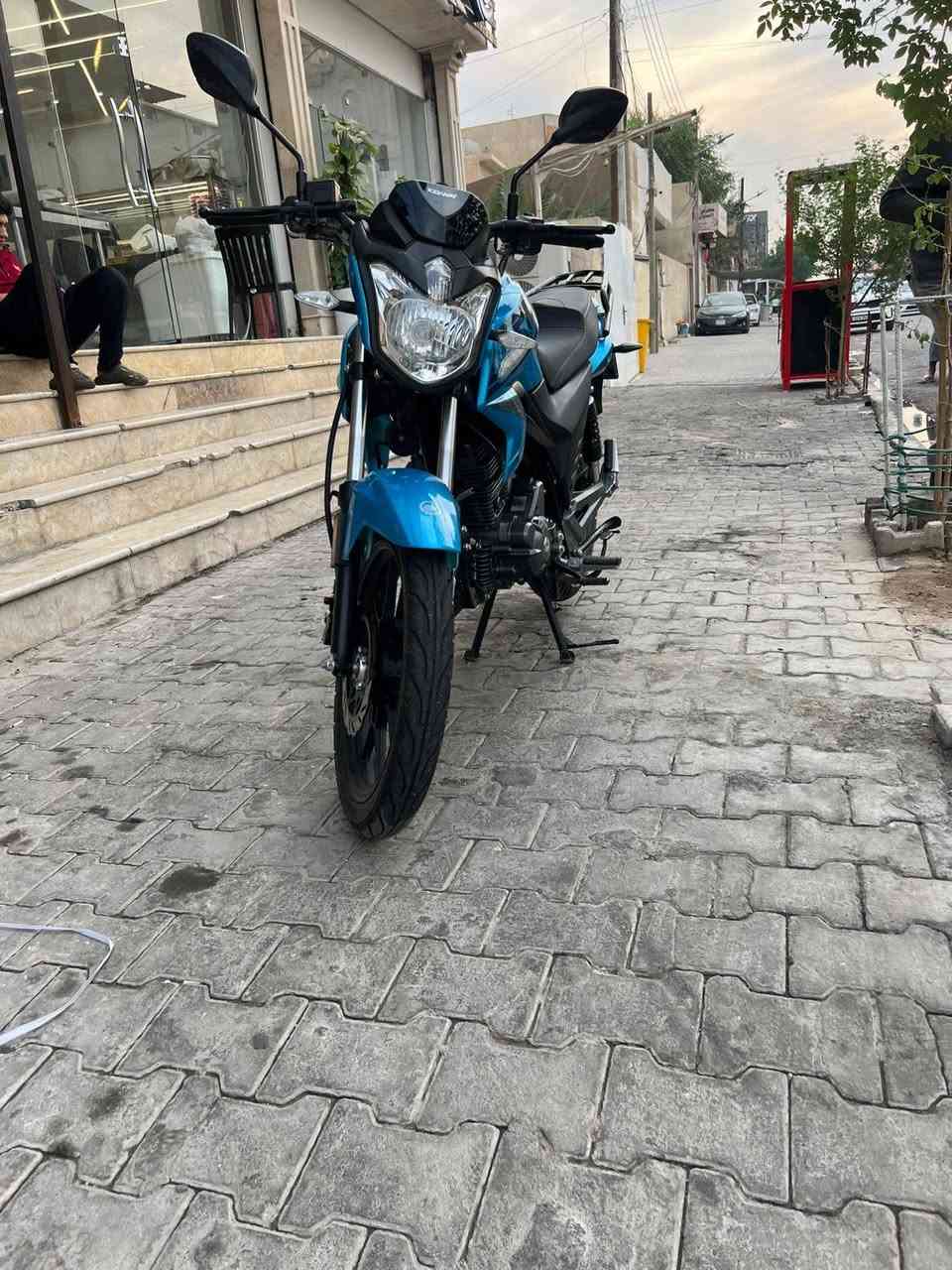 السلام عليكم الدراجه للبيع RK200 مديل 2025 رقم وسنويه اربيل عدي بيه وكاله سعره مليونين و 200 وبيه مجال بسيط*********** عنوان بصره المعقل

