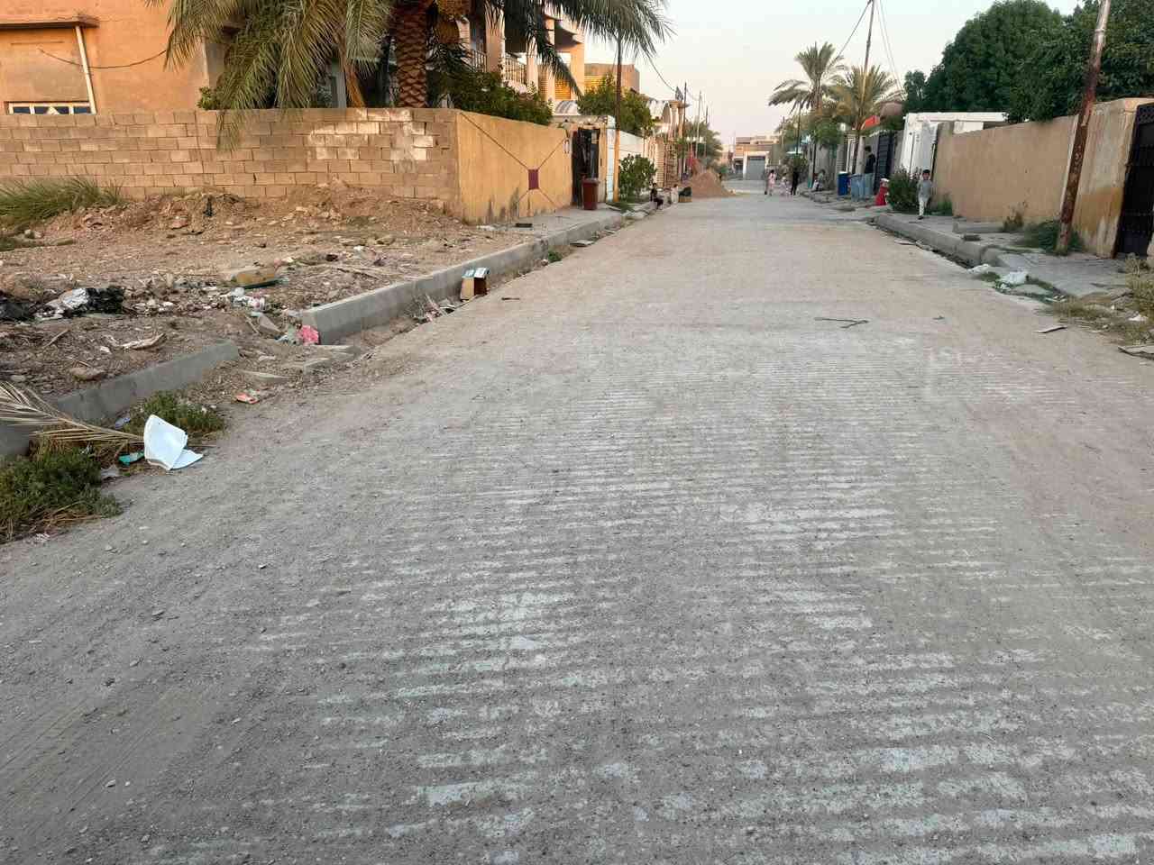 قطعة طابو صرف في حي ( الزهراء ) 
خلف بيت ابو ( شمس ) نجم عبيد 
مساحة ٣٠٠ م 
خدمات - ماء - كهرباء 
تحويل ( مباشر ) 
شارع بعرض ( ١٢ ) م 

للاستفسار مراجعة مكتب ( غيدان ) للعقار  
واسط - الزبيدية - مقابيل حي ( الصناعي )  
***********  
*********** محمد سيد غازي
