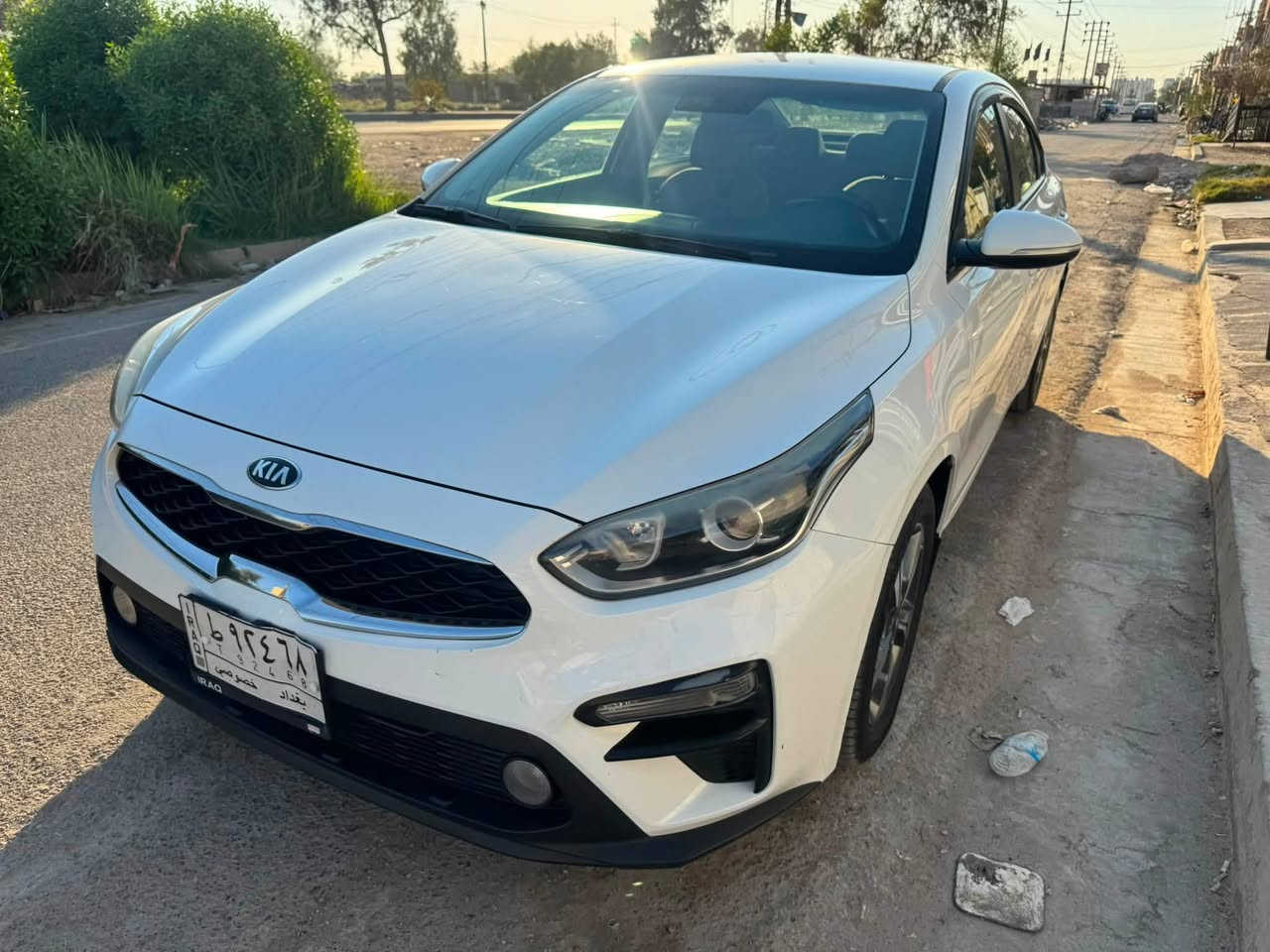 السلام عليكم سيراتو 2019 خليجي بغداد مري كهرباء تبريد  قطعتين مكينه 1600 العنوان بغداد الزعفرانيه *********** السعر 140 وبيه مجال حك الجيه
