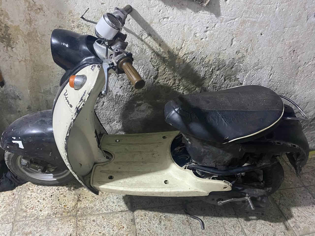 دراجه مصريه البيع سعر 100 تشتغل وتطفه ماعرف شنو سبب تجفيت جديد ضفيرا كله شغاله المحرك مشروك شراي مكاني ناصريا سومر ثانيه رجائن المو شراي لا يتعبني هاذا رقمي ***********
