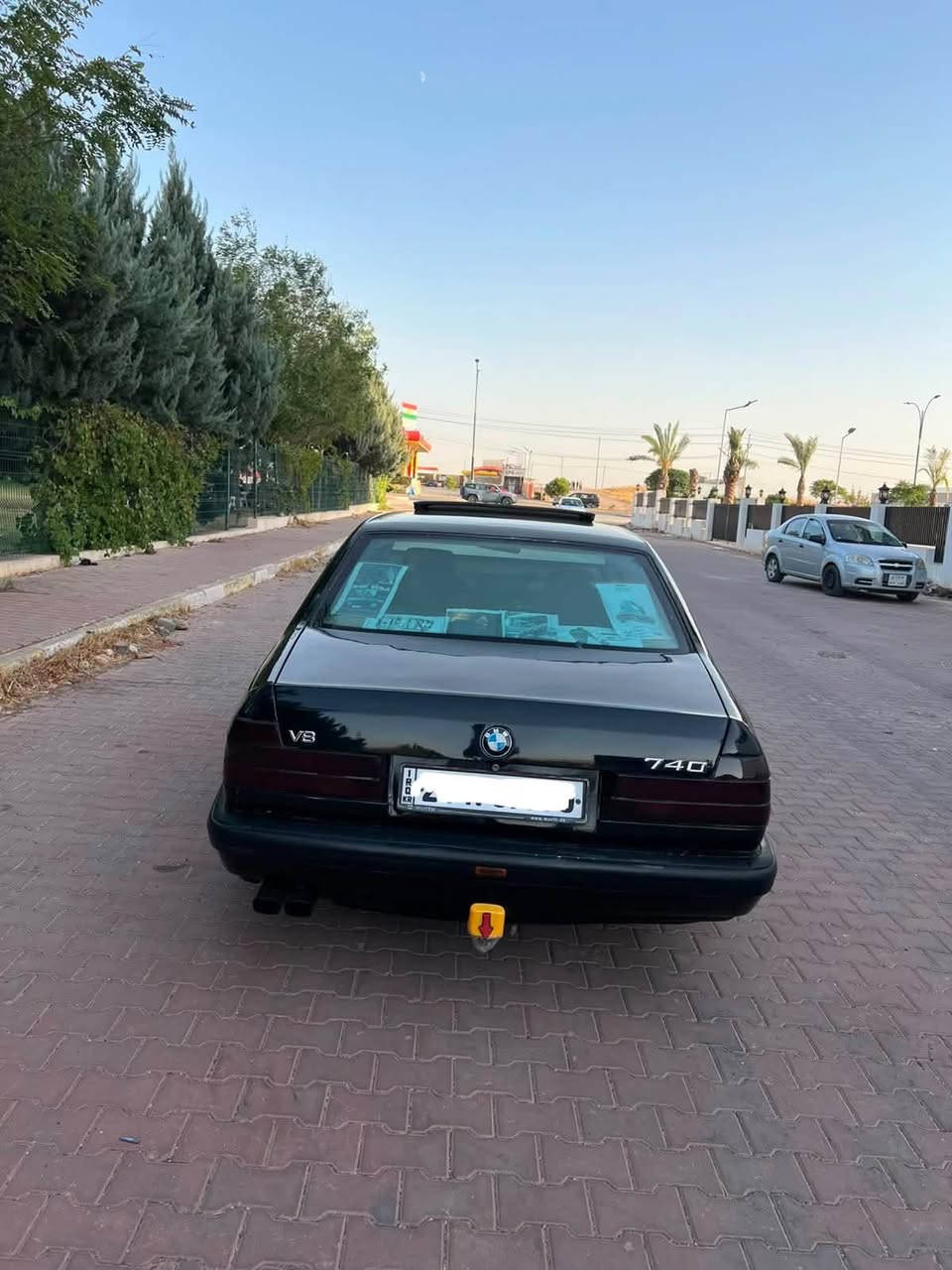 740iA V8 • موديل ٩٢ • رقم شمالي
