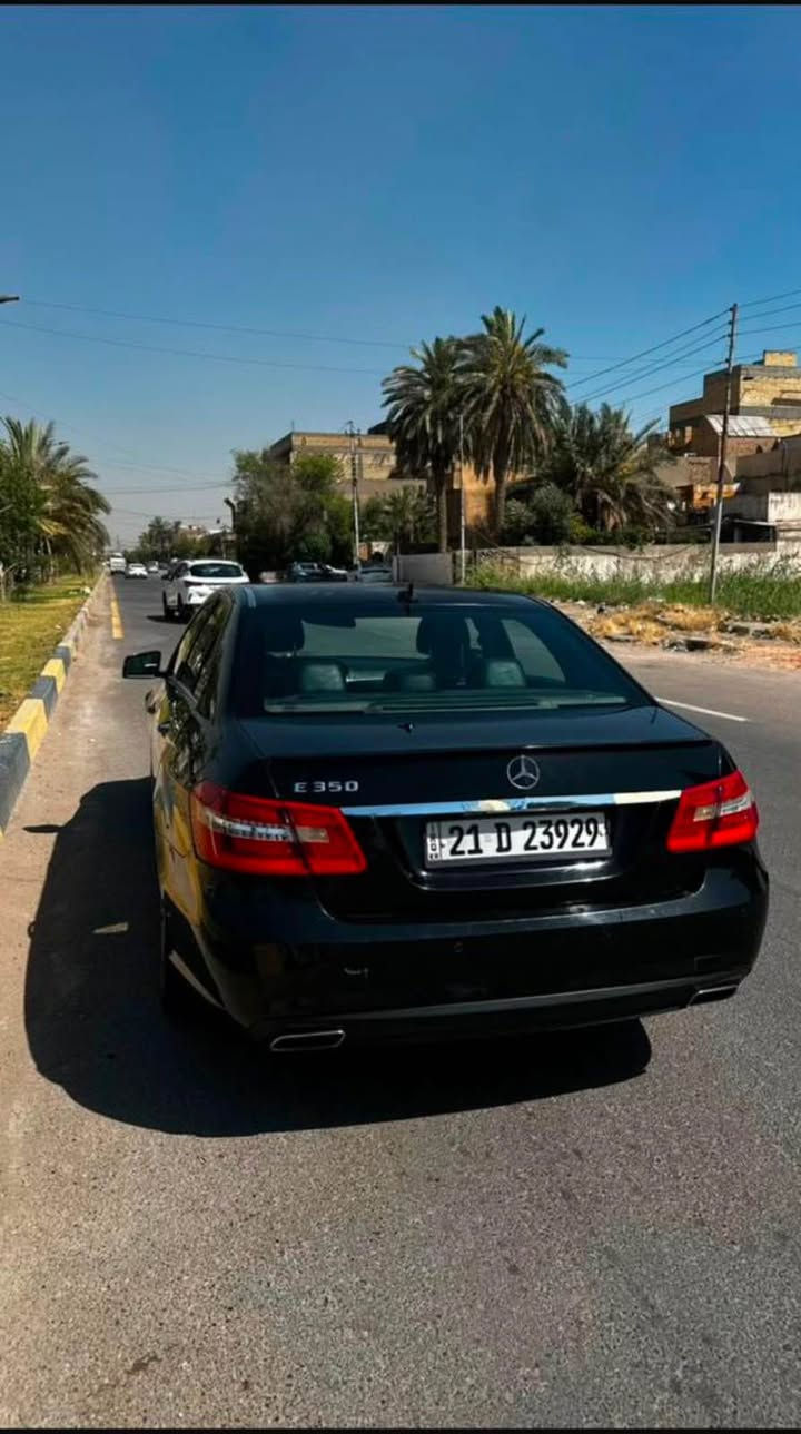 مارسدس E-class 2011 لون اسود كفاله ماعده ضربه بسيطه بل جاملغ الخلفي رقم سليمانيه فول مواصفات 1-فتحه سقف بنوراما -تحكمات مقاعد تدفئة تبريد مقاعد كشنات جلد داخل اسود السياره فول للاخير ماشيه ميتين الف السياره مكانها بغداد الطالبيه راعيها موجود وشرط التحويل  السعر عند التواصل 
*********** موجود واتساب بغداد, العراق
