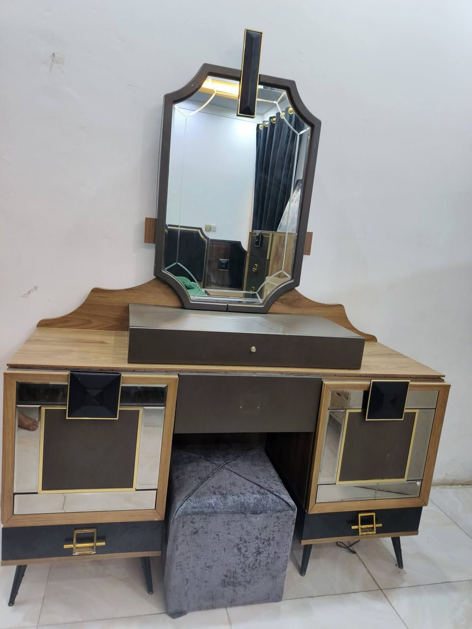 خزائن • دواليب • ديكور