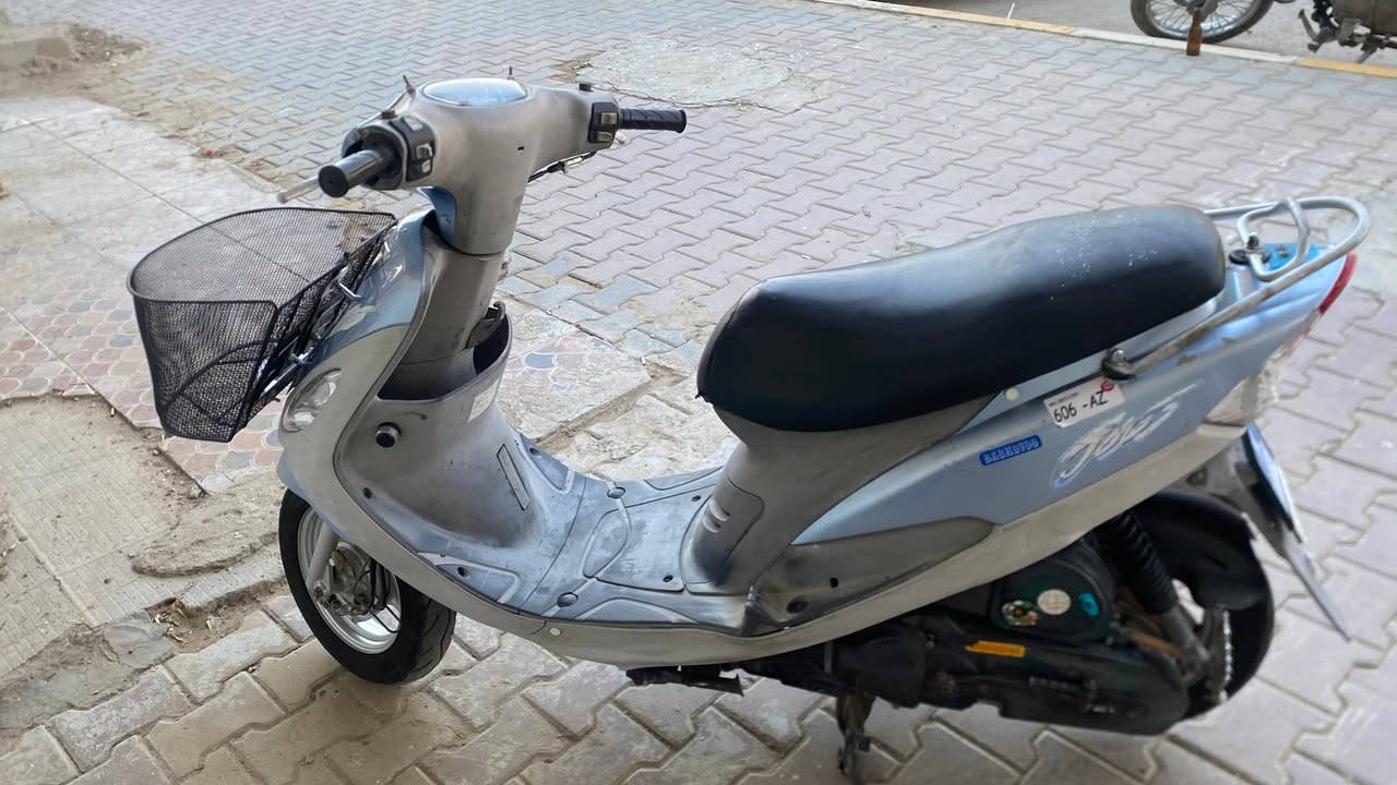 منغولي للبيع دراجه حلوه وناعمه  سعر 650 خم واحد ويه لمكينه رقم ***********
