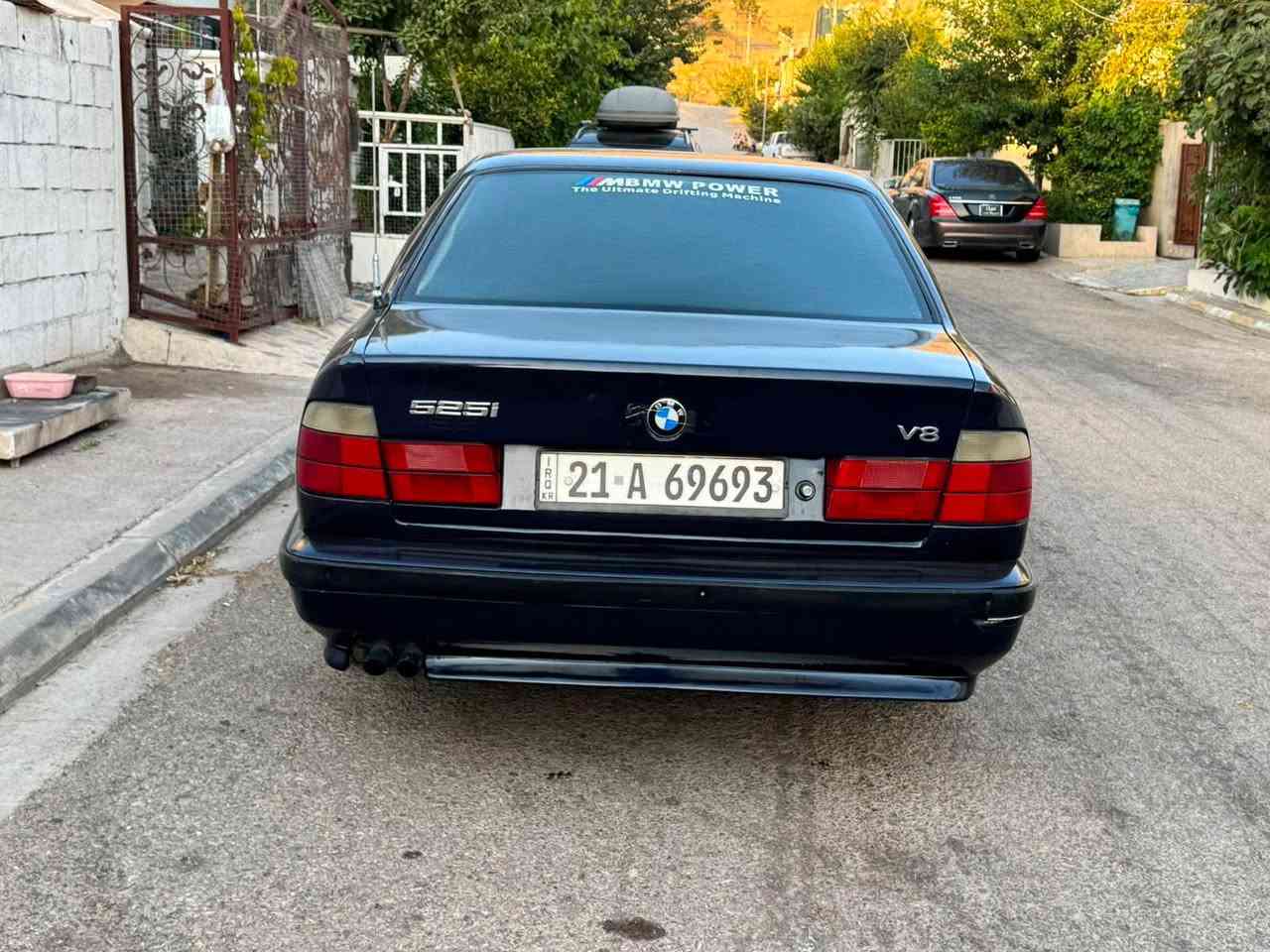 BMW 1991 525

نيلي فول مواصفات بس گێڕ عادية

كامل بؤياخة لةسةر كال بونةوة بي دةعم بي مةعجون

رةقةم و سةنةوي تازةية هةتا ٢٠٣٠  بةناوي خومانة

تةبريد و بةشةرت تازة ژيري داگيراوة چركةي نية

سعر:٤٦ وةرةقة

شوين :دةربنديخان

*********** دار بنديهكان, السليمانية
