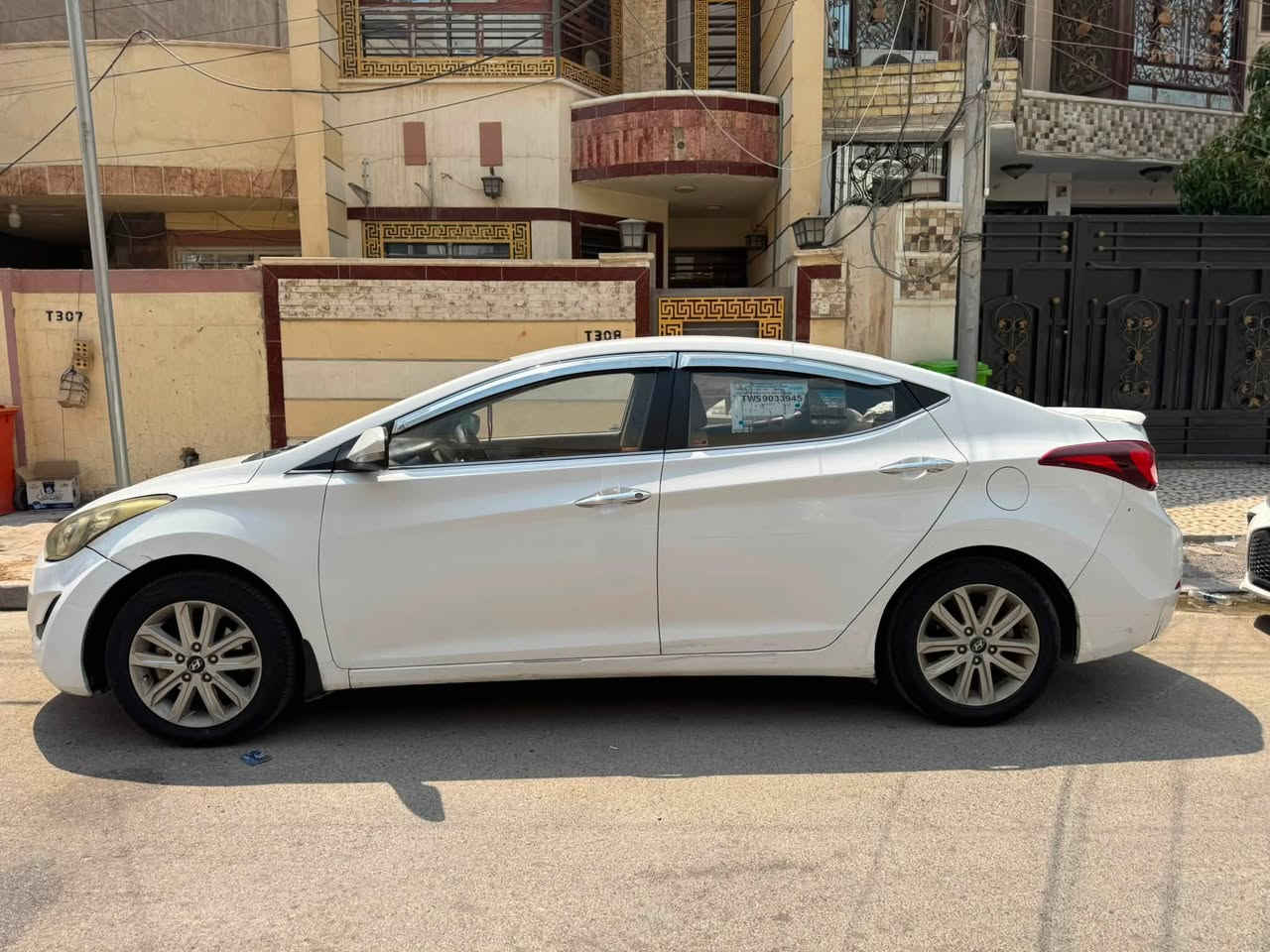 النترا 2016 خليجي فول موصفات عدا البصمه سياره جاهزه مابيهه اي نقص باسمي تحويل ثاني يوم بيهه فقط بارد مثل ما بالصور مابيهه ضربه مكاني السيديه سعرهه 103 وبيهه مجال شراي يتصل ***********
