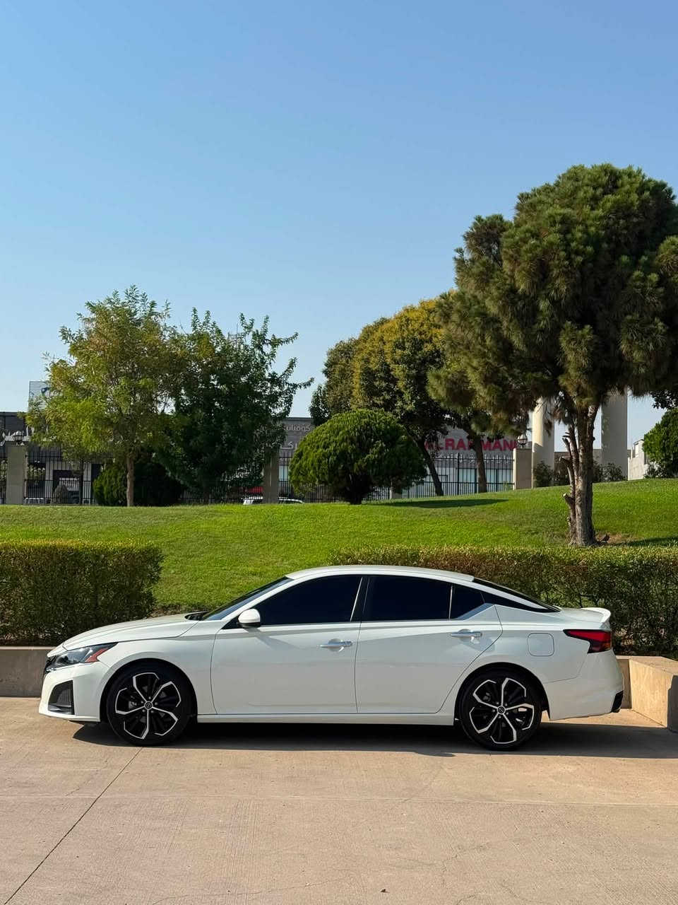 ﷽ 🤲🏻

     سعر :153 وەرەقە مەجالیکی کەم  ✅💣 

▪️ NISSAN ▪️
▪️ ALTIMA -S  : مۆدێل
‎▪️مۆدێلی ساڵ :2023
‎▪️ماوەی  رۆیشتن : 48000ميل
‎▪️رەوشی بۆیاخ2 پارچه

1N4BL4BV6PN345455

سیارەکە کامل کراوە بە (SR) ویل و تایە هەیکەل لیدی وایفای ١٨ پارچە کامل جوانکاری🤍

‎ تەنها بۆنیت و جاملغى بۆیاغە لەگەل ١ پارچەی کلیرە 
بی ناو پشت و پیش کەپس بی ئیرباگ بەشەرت ☑️

مواسەفات‎ - شاشە و کامێرا - بەسمە و شەغال - کوشن قوماش - - حساس - ڕاداری پێش و دوا - ئیمێرجنسی برێک - ڕاداری لاتەنیشت
‎

‎سەیارەکە نموونەیە لە جوانی وپاکی کامل جاهیزە بێ   نەقس سیارەکە زور ڕیک و پیک و لۆکە  

رەقەم و هەزە و بەناو کردن بەشەرت ☑️

‎: بۆ زانیاری زیاتر  پەیوەندی بکە بە
*********** ☎️
‎ناونیشان : هەولێر

