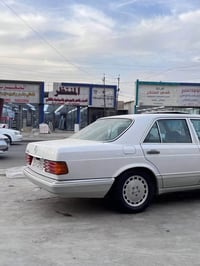مارسيدس ٣٠٠ • ١٩٨٩ • فتحة سقف
