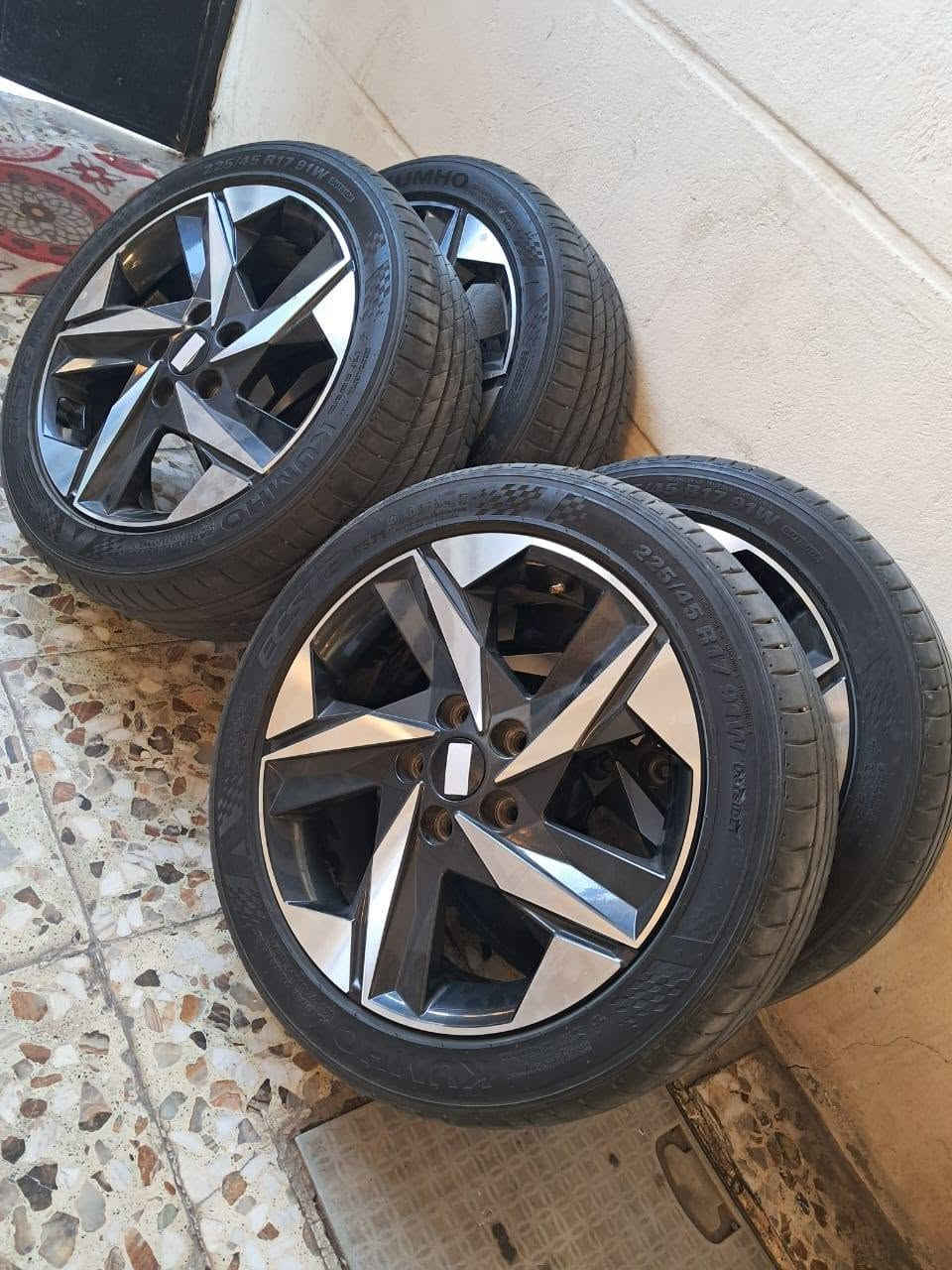 ويل جديد • تاير نص عمر