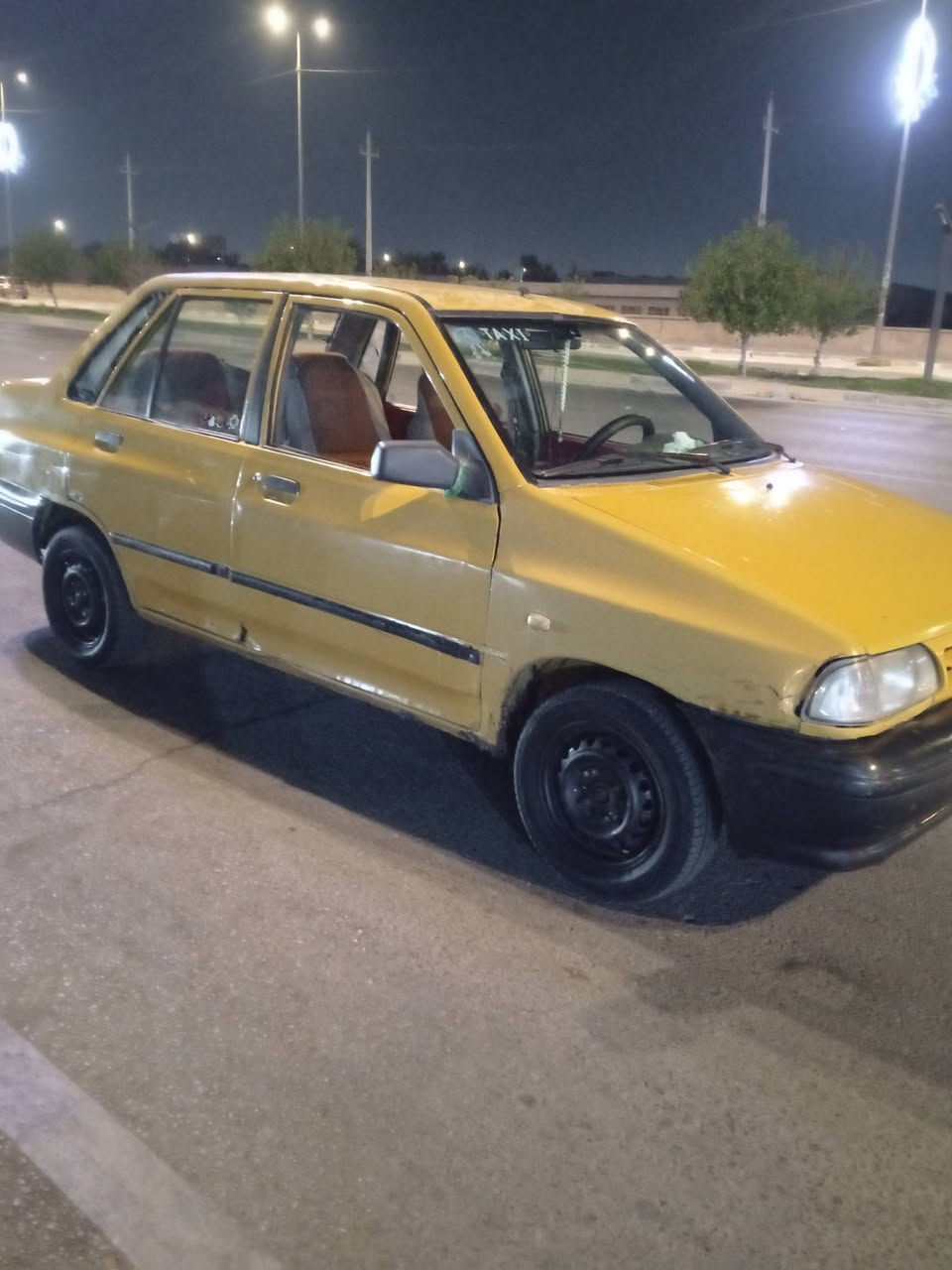سلام عليكم سياره سايبه صفره للبيع سياره نضيفه شوفت عينك سنويه لل31رقم كربله نكليزي مصفره هيئه وغرامه مديل 2011 راعيه يريد مداور ثاني يوم سياره مكينه بيه تبخير قليل كير مكفول صدر جديد مسويله ادامه كامله باتري داينمو صدر كله جديد مكان كربلاء سعر 20وبيه مجال للشراي رقم ***********
