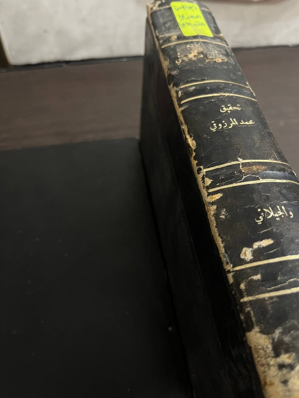 أَبُو الحَسَن الحَصرِيّ القَيرَوَانِيّ 
بِحَيَاتِه وَدِيوَانِه وَرَسَائِلِه  وَتَارِيخِه بِتَفَاصِيلِه
شَرح الأُستَاذ مُحَمّد المَرزُوقِي وَالأُستَاذ الجَيلَانِي
بِنُسخَة أصَلِيّةٍ كَامِلَة لِعَام ١٩٦٣
بِسِعر ٤٠ الف دينار
