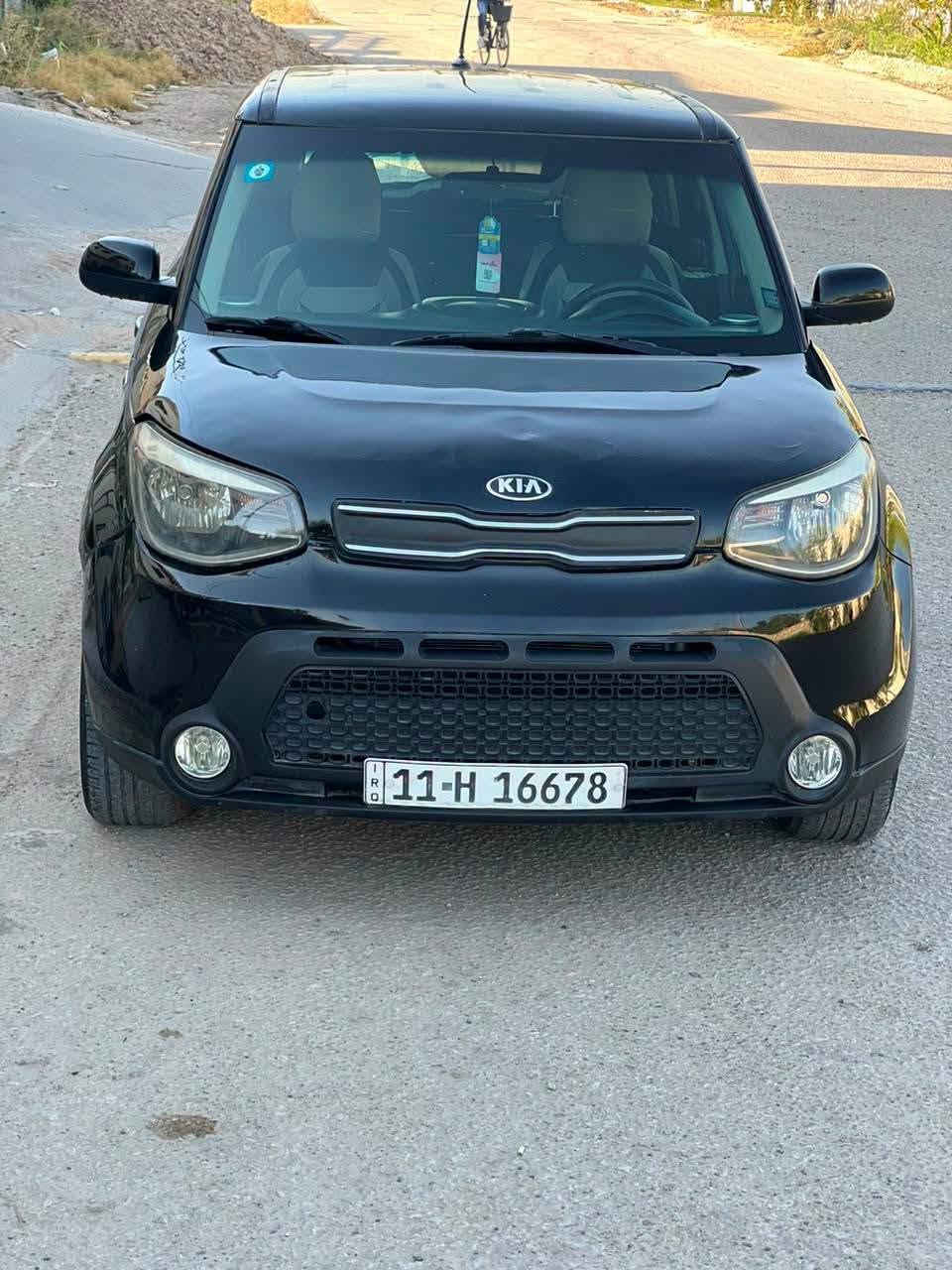 صول موديل ١٦اسود بسمي مشروع وطني مكينه وكيركفاله سنويه جديده صبغ بنيد جاملغ أمامي وتبديل باب السايق وبيها بارد قليل سيارة جاهزة من كلشي تخم تاير جديد 
السعر 88 
محوره بصمه تشغيل عن بعد
مكان السيارة كوت واسط 
إذا أكو اللنترة مراوس خصوص نيسان سني 
 عادي نتراهم حسب التفاق 
***********
***********
